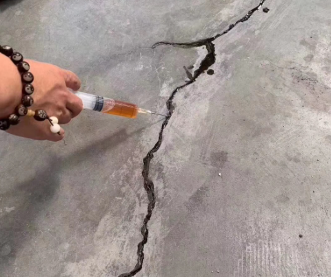 蛟河混凝土裂缝修补技术详解​